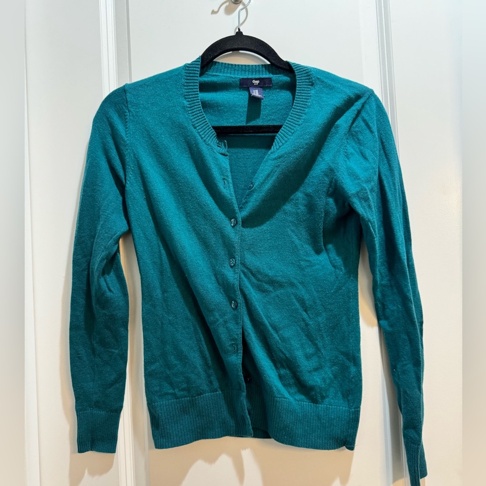 GAP Cardigan Green XSmall Button Up  Armpit To Armpit 17” Length 22”